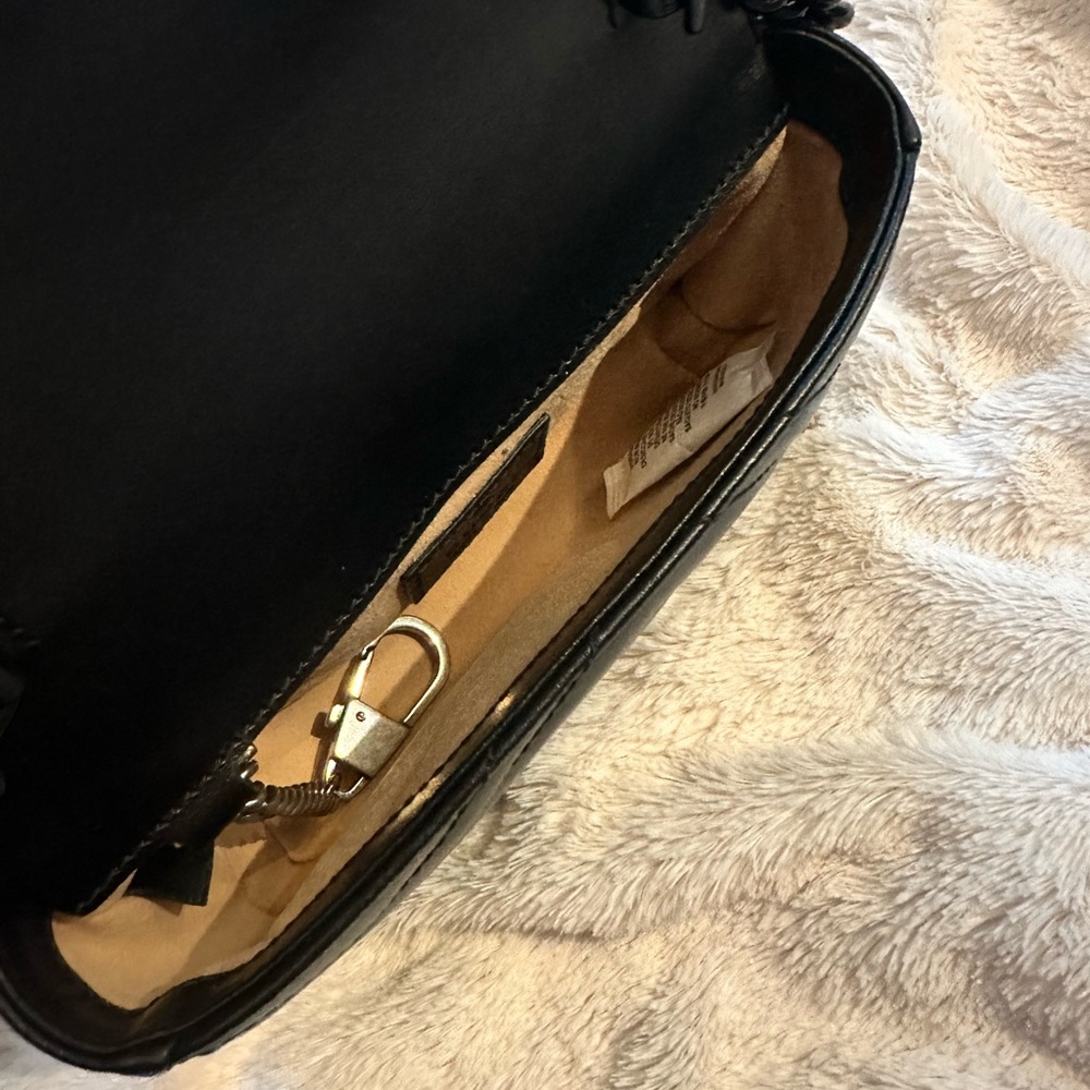 BRAND NEW GUCCI belt bag. Use as a clutch, short crossbody or shoulder bag - Picture 6 of 13